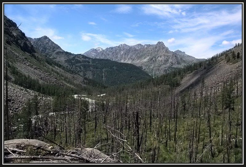 горы , реки Горный пейзаж фото превью