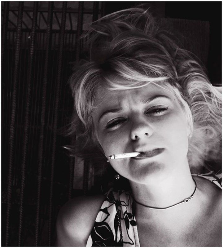 чб жанр дымить фото превью