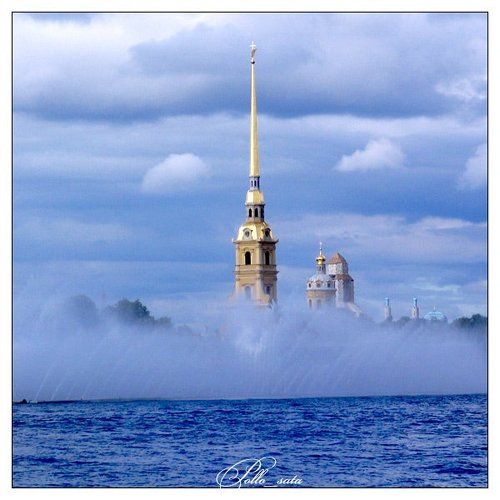 Город, тонущий в дождях и листопадах..