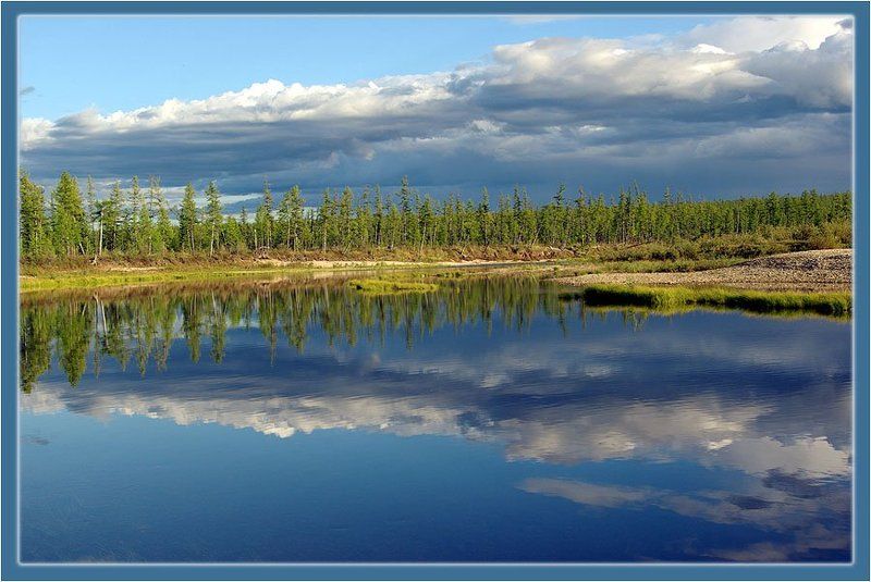 река,отражение Зеркальная река фото превью