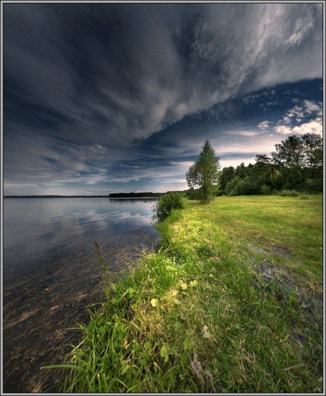 свет, озеро Вечером на озере... фото превью