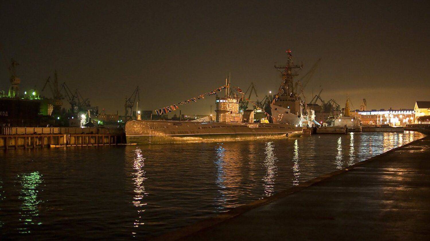 нева, санкт, петербург, набережная, лейтенанта, шмидта, питер, ночь, подлодка, 189, Алексей Смирнов