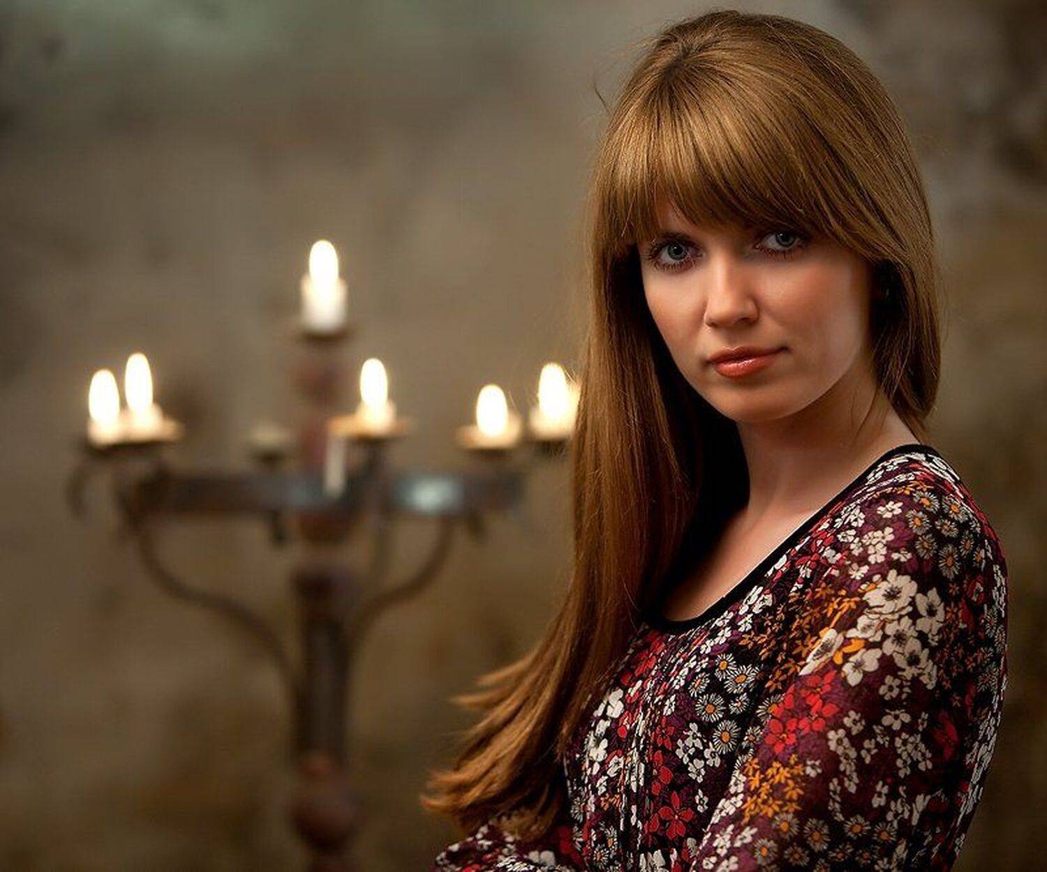 канделябр, свечи, девушка, Дмитрий Багдасарьян