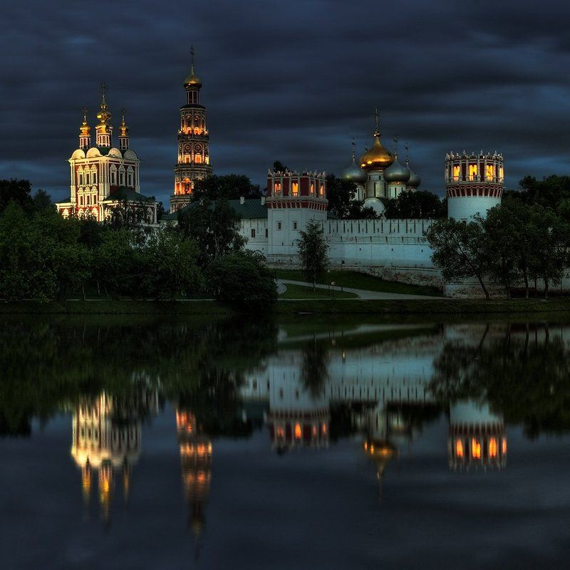 город, монастырь, пруд, вечер, пейзаж, отражения, небо Отражения 4 фото превью