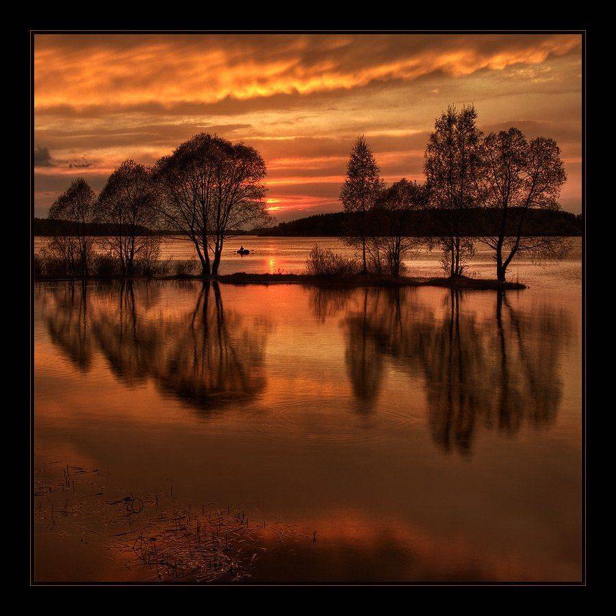 пейзаж, деревья, небо, закат, вода, отражения, рыбак, Oleg Dmitriev