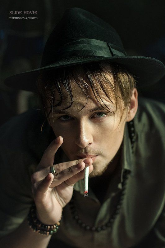 табак, сигарета, шпяпа, парень, вечер, дым Табак фото превью