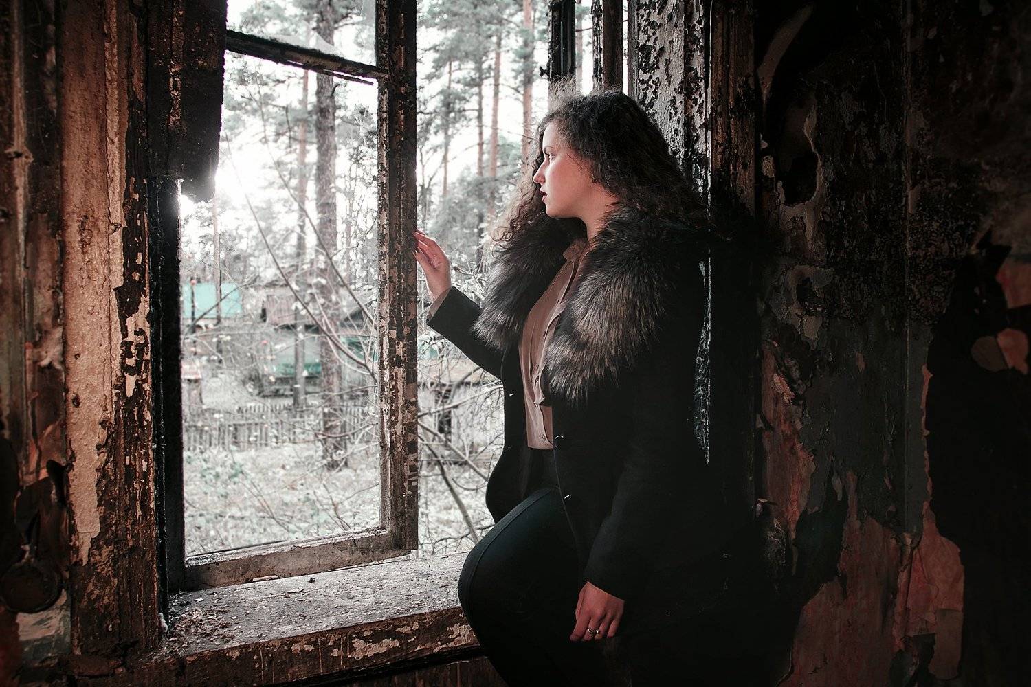 портрет,девушка,цвет,окно,красота,portrait,girl,art,dream,skin,hair,color,creative,beauty,young, Олег Карсаков