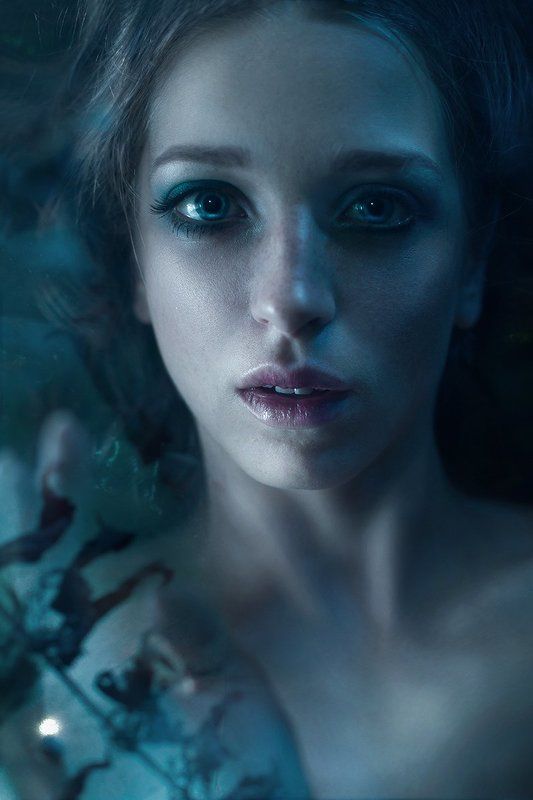 Mermaid in the ice фото превью