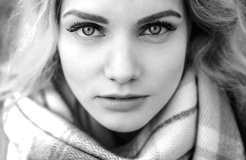 девушка, взгляд, глаза, модель, улица,  Глаза фото превью