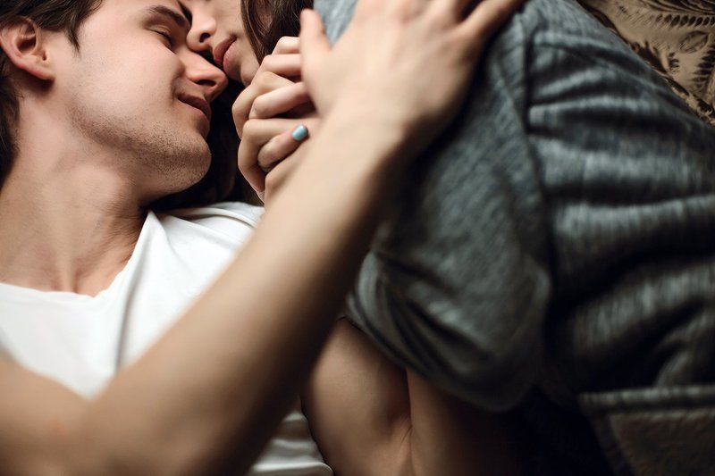 rumpled, партер, blin, chiernokozhii, iunosha, lakiei, mal\'chik, muzhchina, parien\', patsan, podrostok, riebiata, slugha, блин, лакей, мальчик, мужчина, парень, пацан, подросток, ребята, слуга, чернокожий, юноша, vzroslyi, взрослый, muzhchina, muzhskoi,  Pair Of Lovers фото превью