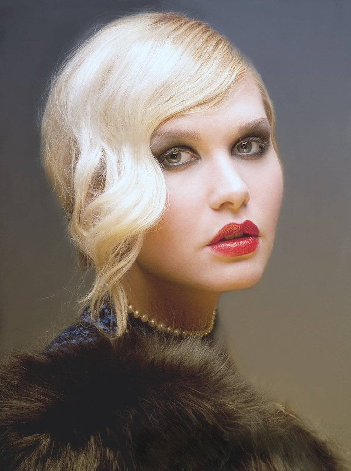 девушка, красивая, блондинка, портрет, глаза, губы, волосы, чувства, нежность, цвет, свет, жанр, жанровый портрет, гламур, человек, Постонен Екатерина