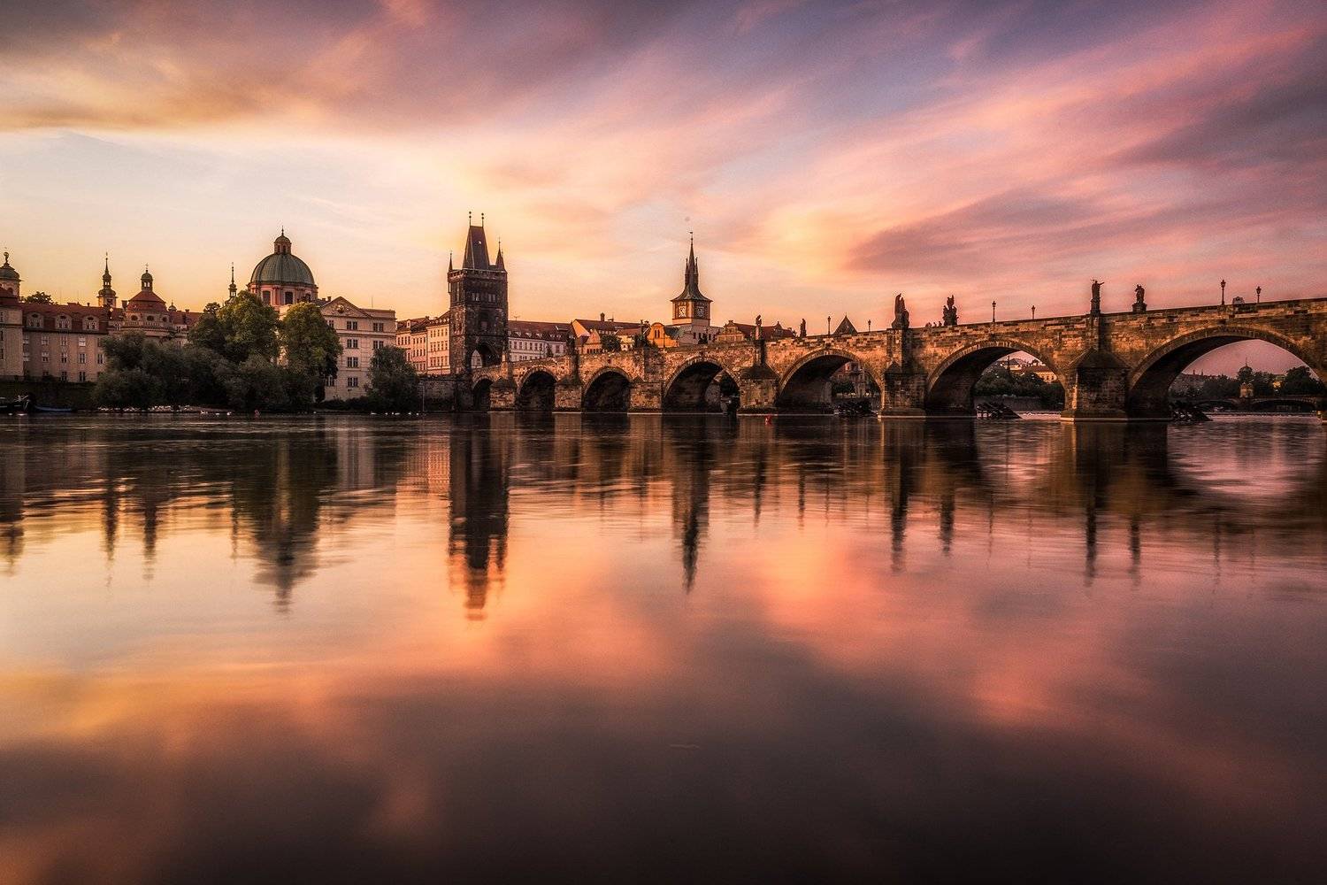 city , cityscape , sunrise , prague , river, Михаил Малинов