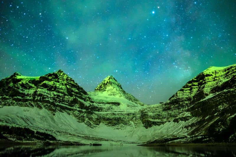 Canada, British columbia, mountain, aurora, northern lights, assiniboine, milky way Изумрудные отражения фото превью