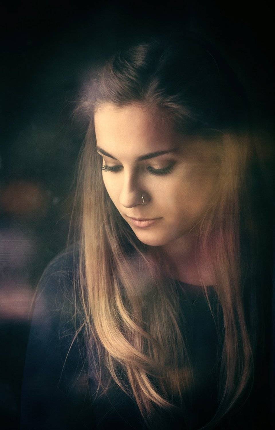 Девушка, утро, естественный свет, стекло, через окно, цвет, обработка, задумчивость, , vadim