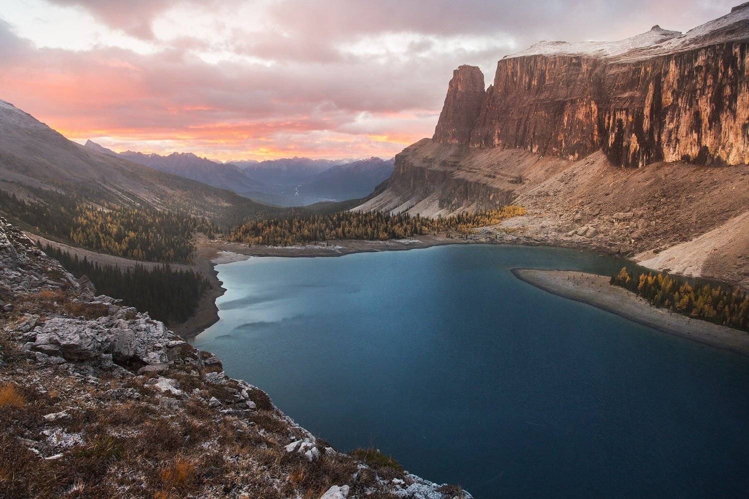 rockbound, lake, banff, Evgeny Chertov