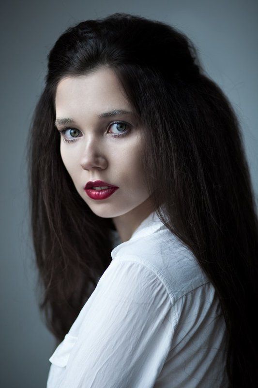 portrait, canon, girl, femme, inspiration, daylight, light, russian, mood, eyes, fineart, amazing, popular, beautiful, beauty, pose, natural Юля фото превью