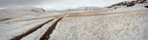 Панорамный взгляд на Чаган-Бургазы