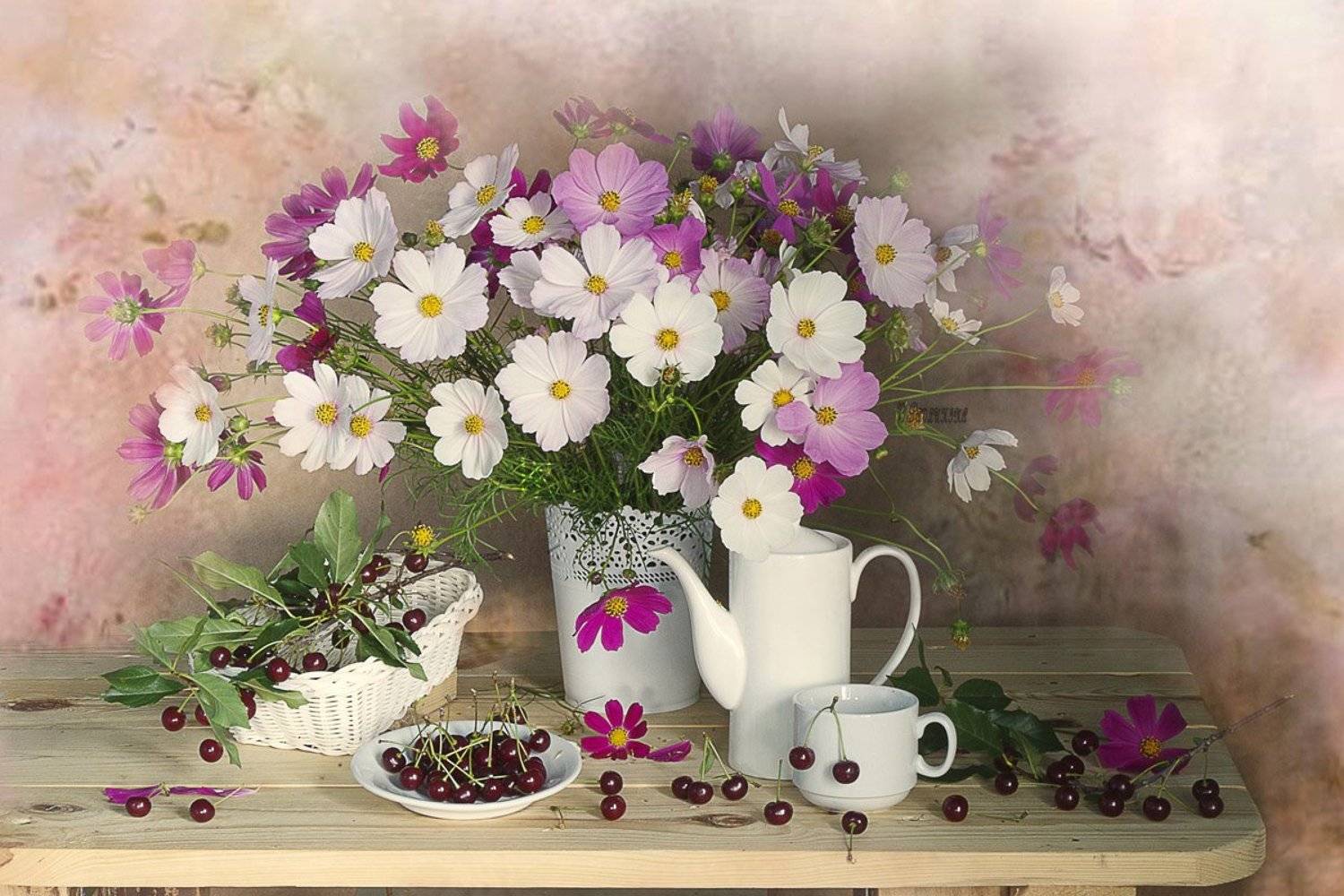 лето,цветы ,вишня,натюрморт, Вера Павлухина