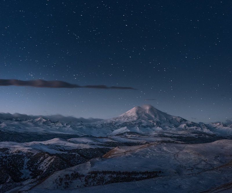 Под зведным небом фото превью