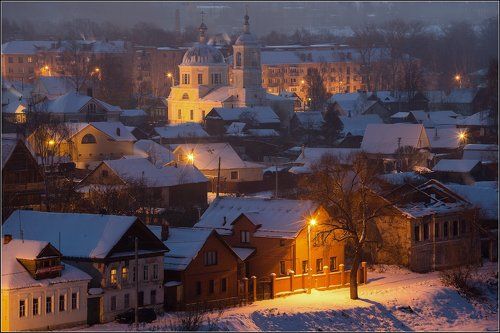 Ночь, дерево, фонарь...
