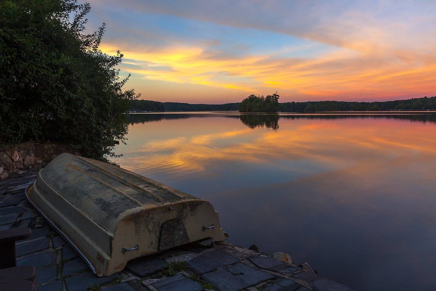 пейзаж,природа,осень,небо, лодка,отражения,облака,, Антонина