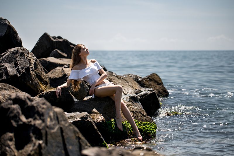sea, sun, beach, water, rocks, girl, beautiful, sexy, summer, rest, travel, hot  фото превью