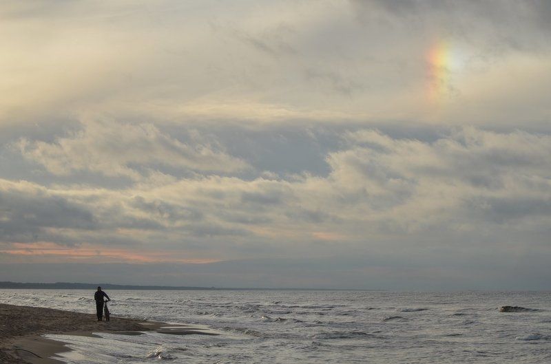 Follow the false sun фото превью