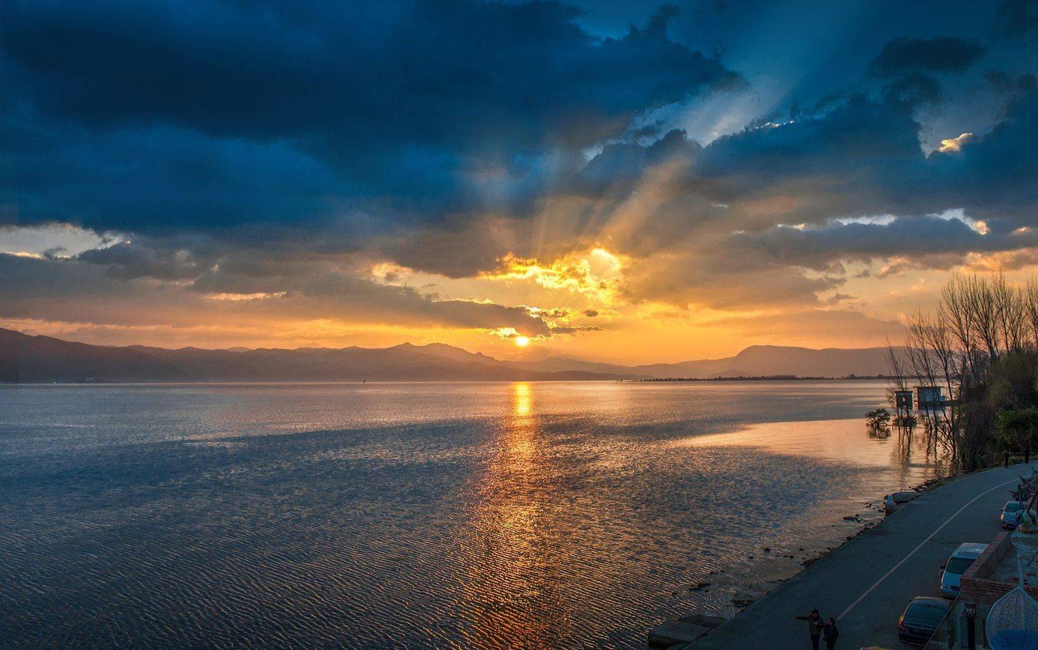 scenery, , , lake, , sky, , , water, , , beautiful, , , travel, , , sun, 郝鸿博