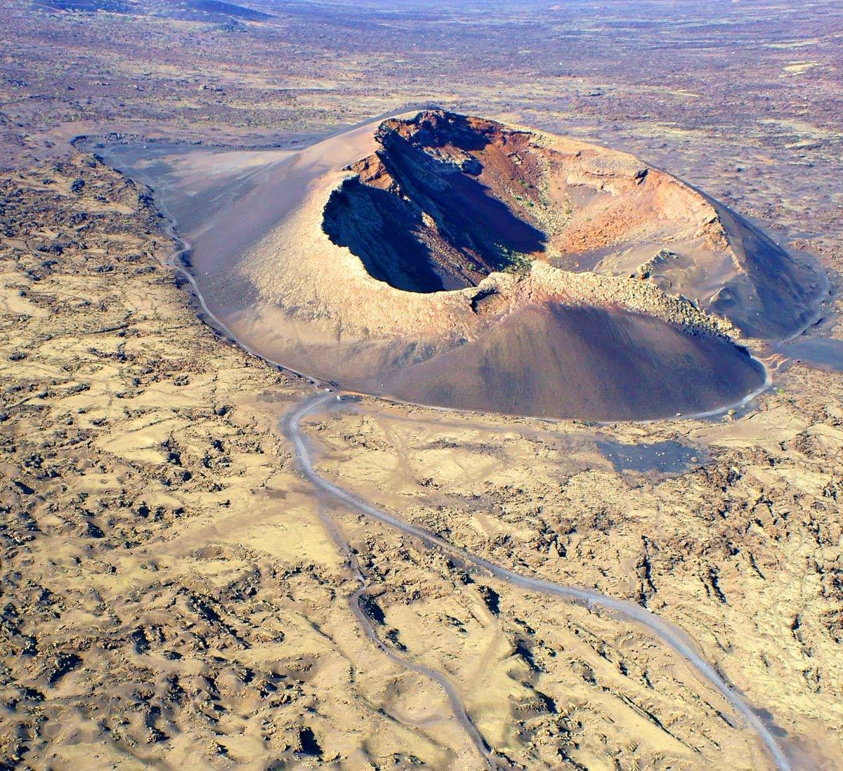 Канарские острова, Канары, Лансароте, вулкан, аэро, Сезар Манрике, aerial, Cezar Manrique, Борис Резванцев