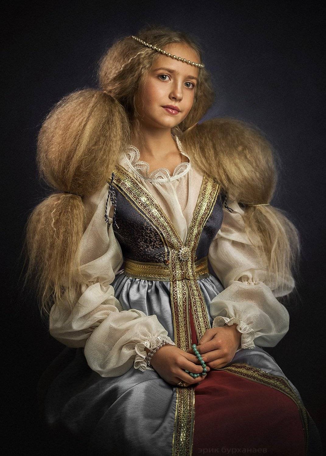 златовласка принцесса, Бурханаев Эрик