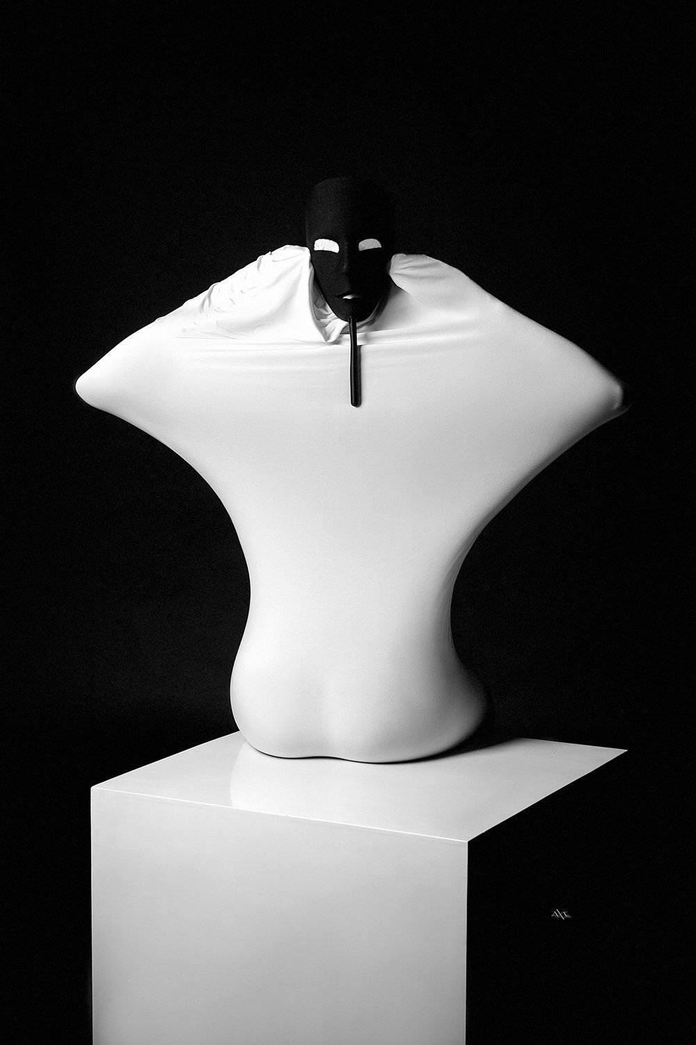 studio, woman, black and white, fine art, Руслан Болгов (Axe)