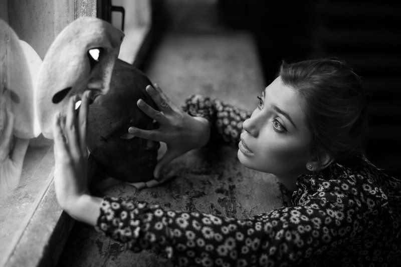 portrait, girl, eyes, light, beautiful, natural, russian, canon, look, femme, bnw, mood, emotion, pose, blackandwhite, daylight, inspiration, amazing, popular, fineart, mask,  Elena фото превью