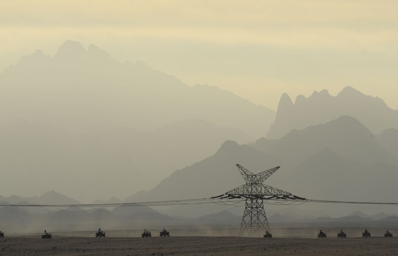 африка бедуины багги сафари лэп илифри...илифтри...иликтрификация Африки фото превью