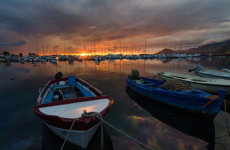 Черногория, закат, лодка, пейзаж Бар фото превью