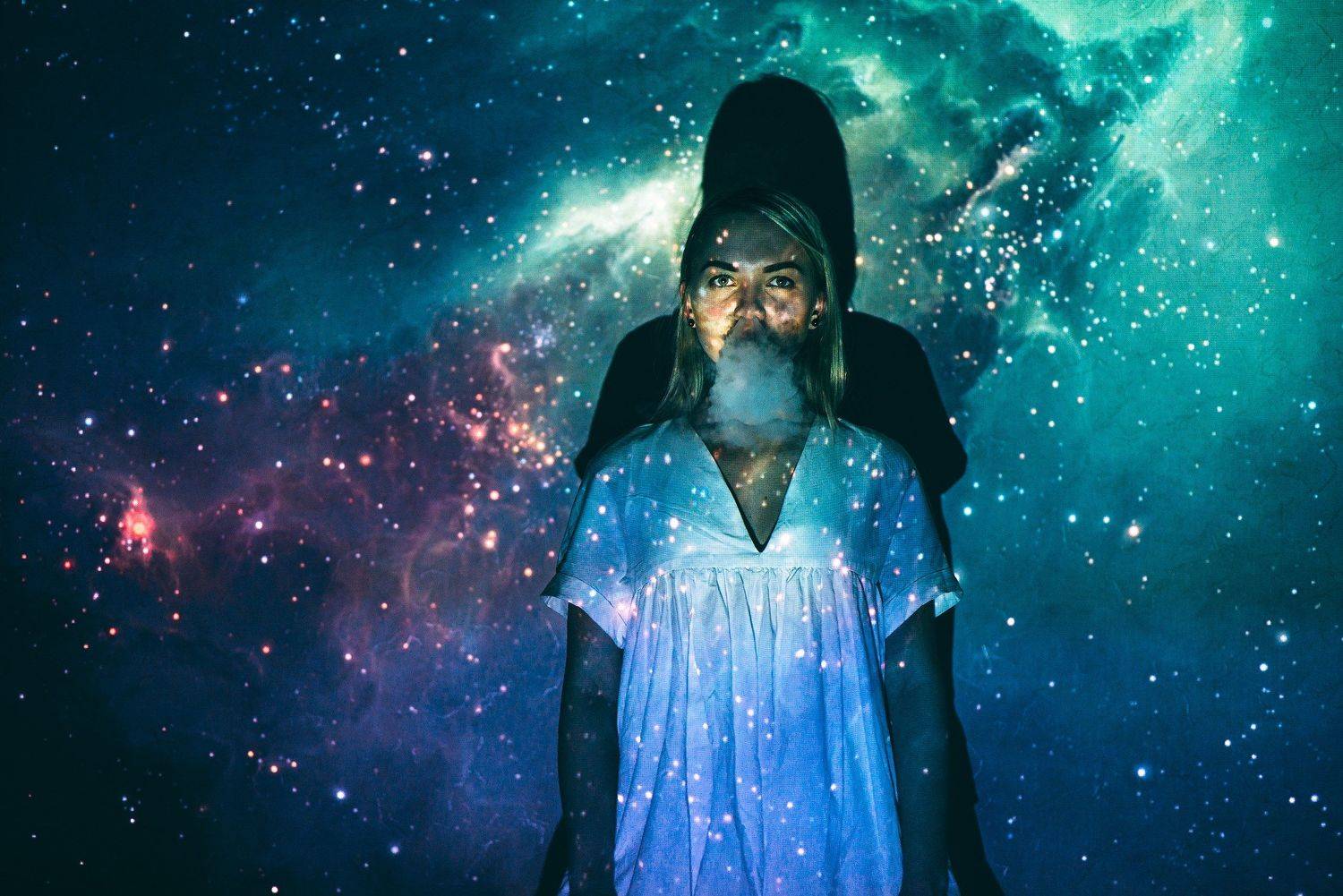 портрет, девочка, проектор, космос, Бердник Дмитрий