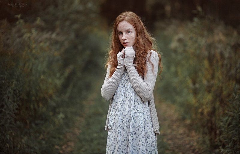 рыжая, осень, девушка, веснушки, дорога  girl with freckles фото превью
