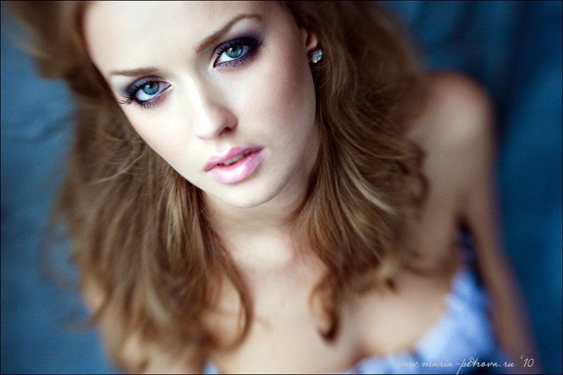 портрет, девушка, глаза Саша фото превью