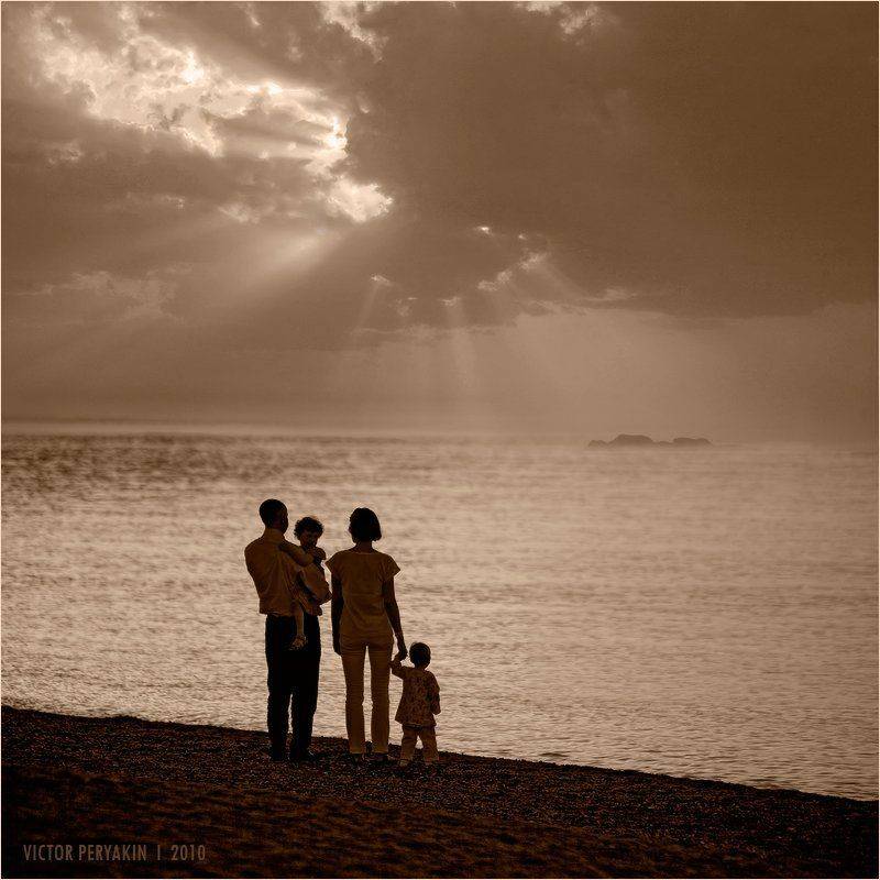 , Виктор Перякин