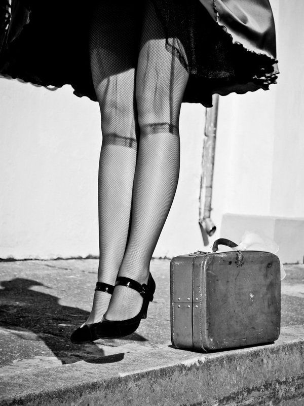 Очень хочется в отпуск умчаться... фото превью