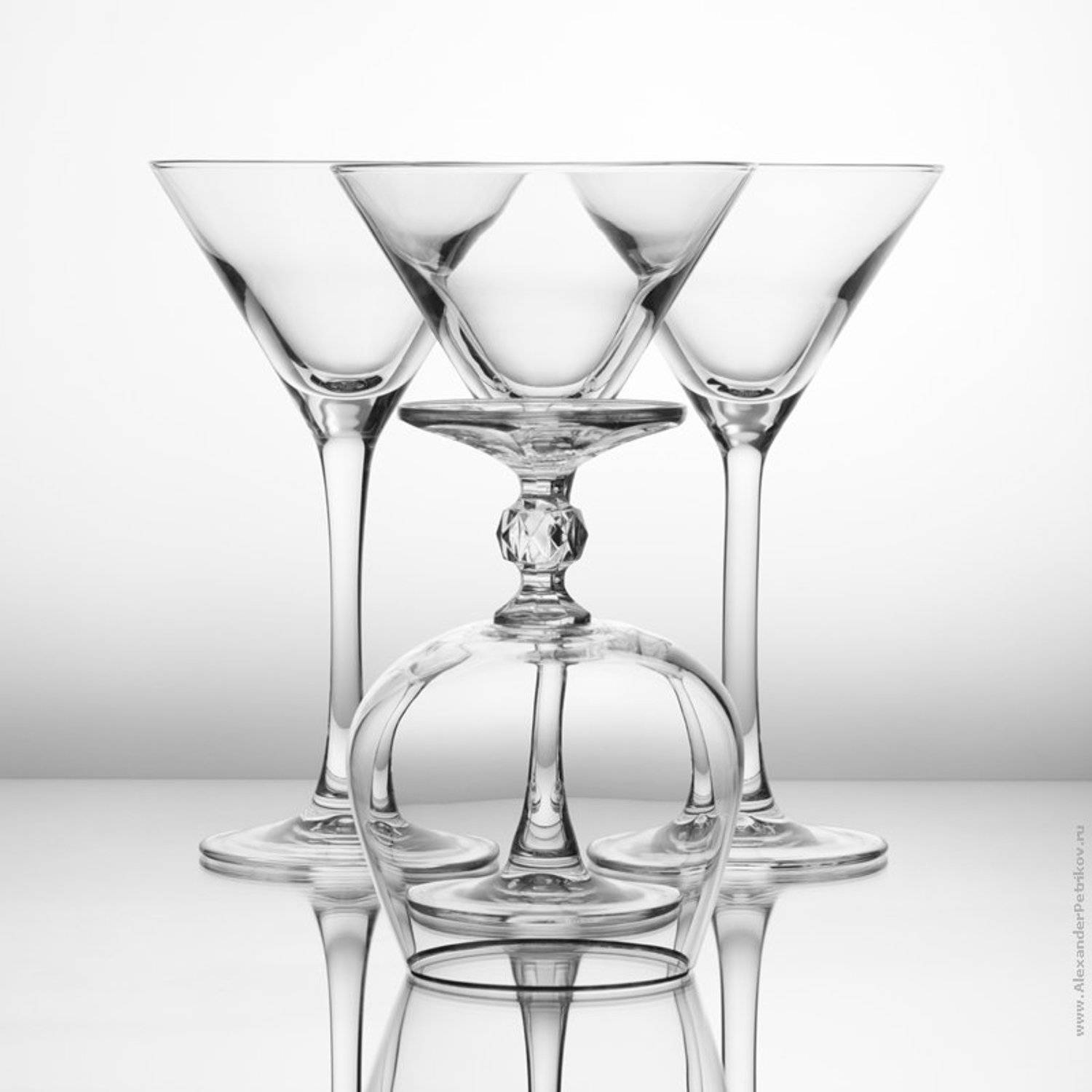 лаконизмы, бокалы, белое, Александр Петриков