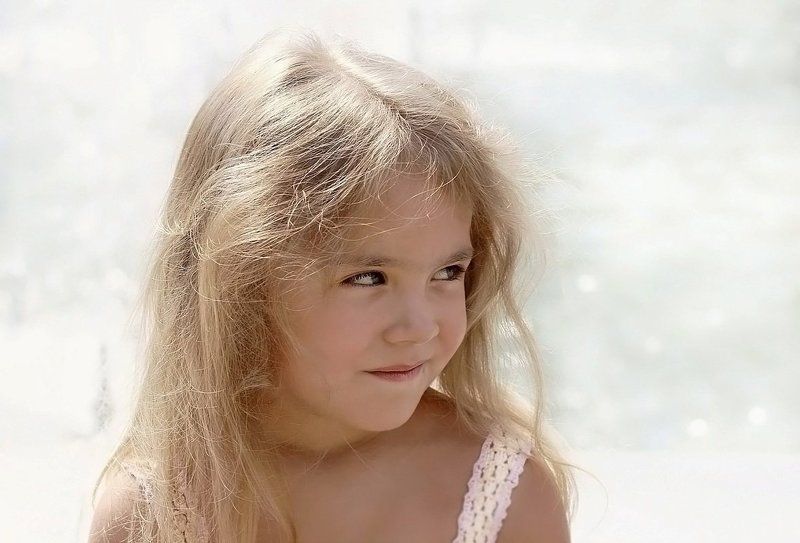 Светлый день фото превью