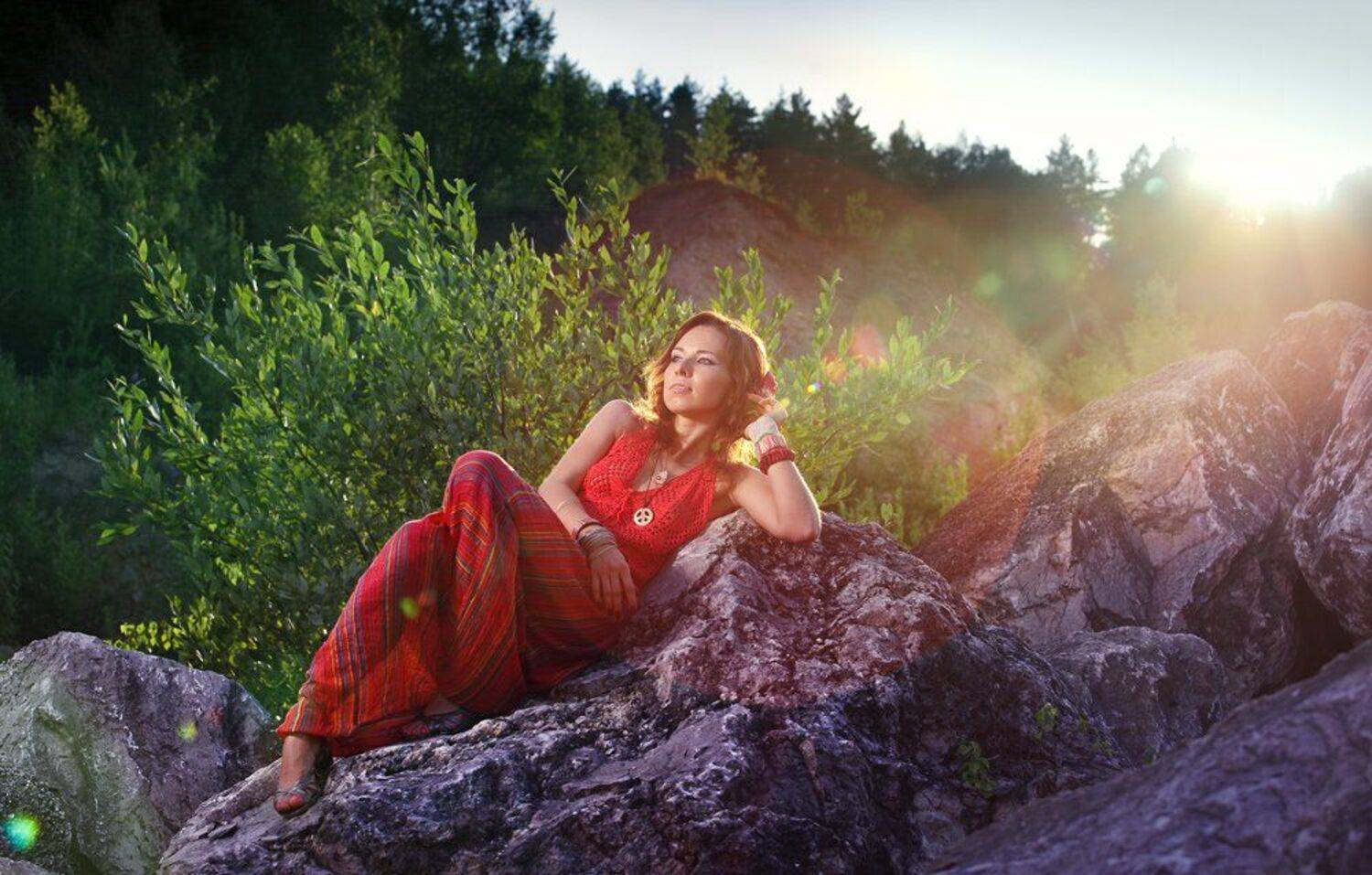 хиппи, девушка, закат, скалы, красный, синий., Гарбузов Илья