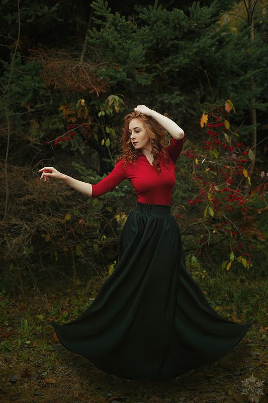 осень, лес, рыжая девушка Маргорита фото превью