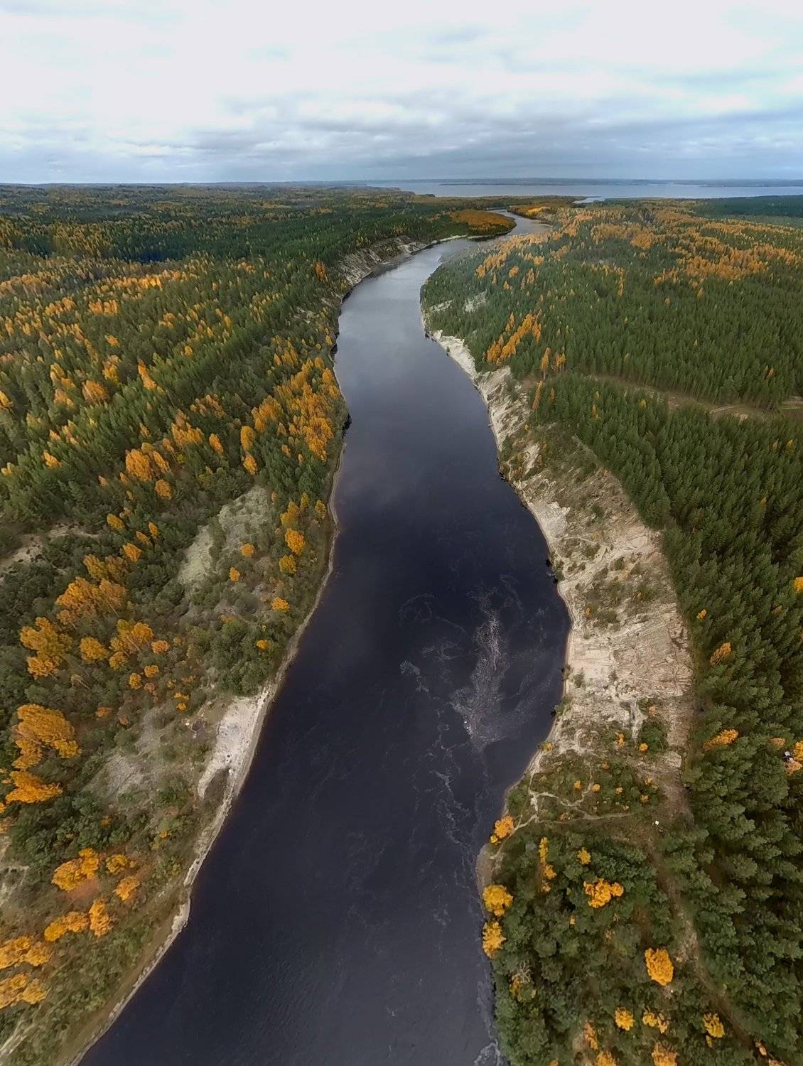 природа, карелия, осень, вода, рука, длинная выдержка, листья, квадрокоптер, Михаил Проскалов