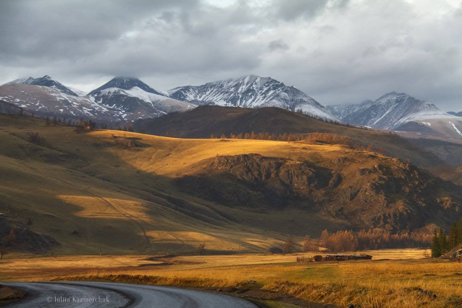 Горный Алтай, степь, хребет, снег, тучи, горы, весна, Казмерчук Юлия