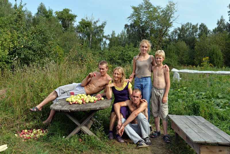 Семья фото превью