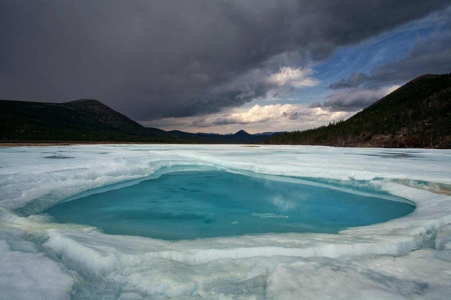 якутия, хребет черского, наледь, Сергей Карпухин