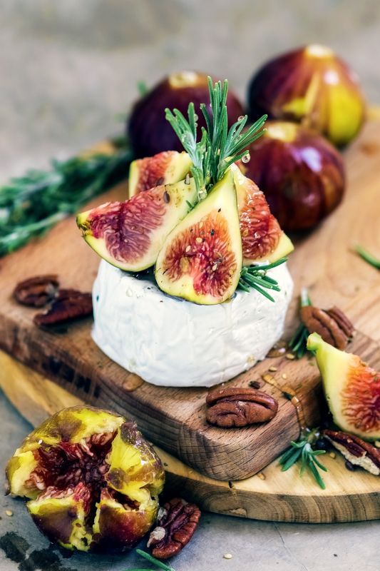 foodphoto, еда, фотоеды, инжир, бри, пекан Бри с инжиром фото превью