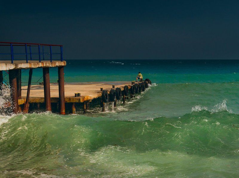 Наедине с морем фото превью