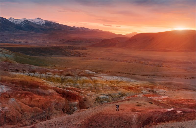 Раскаленная земля фото превью